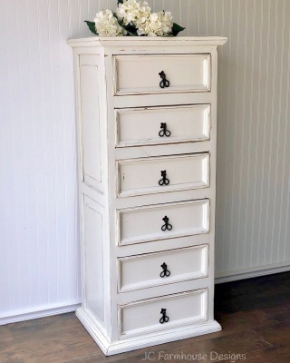 Комод Хотеборж