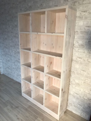 Стеллаж Лореш