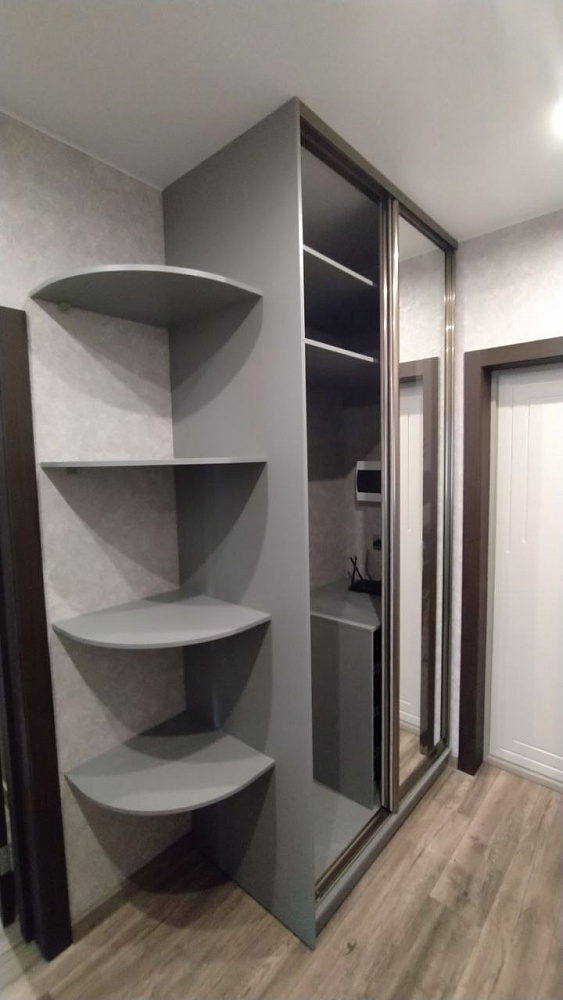 Шкаф-купе практичный и удобный