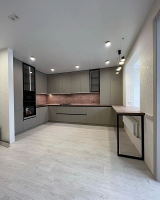 Кухонный гарнитур модерн 3