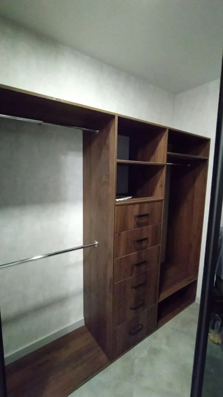  Шкаф гардеробная